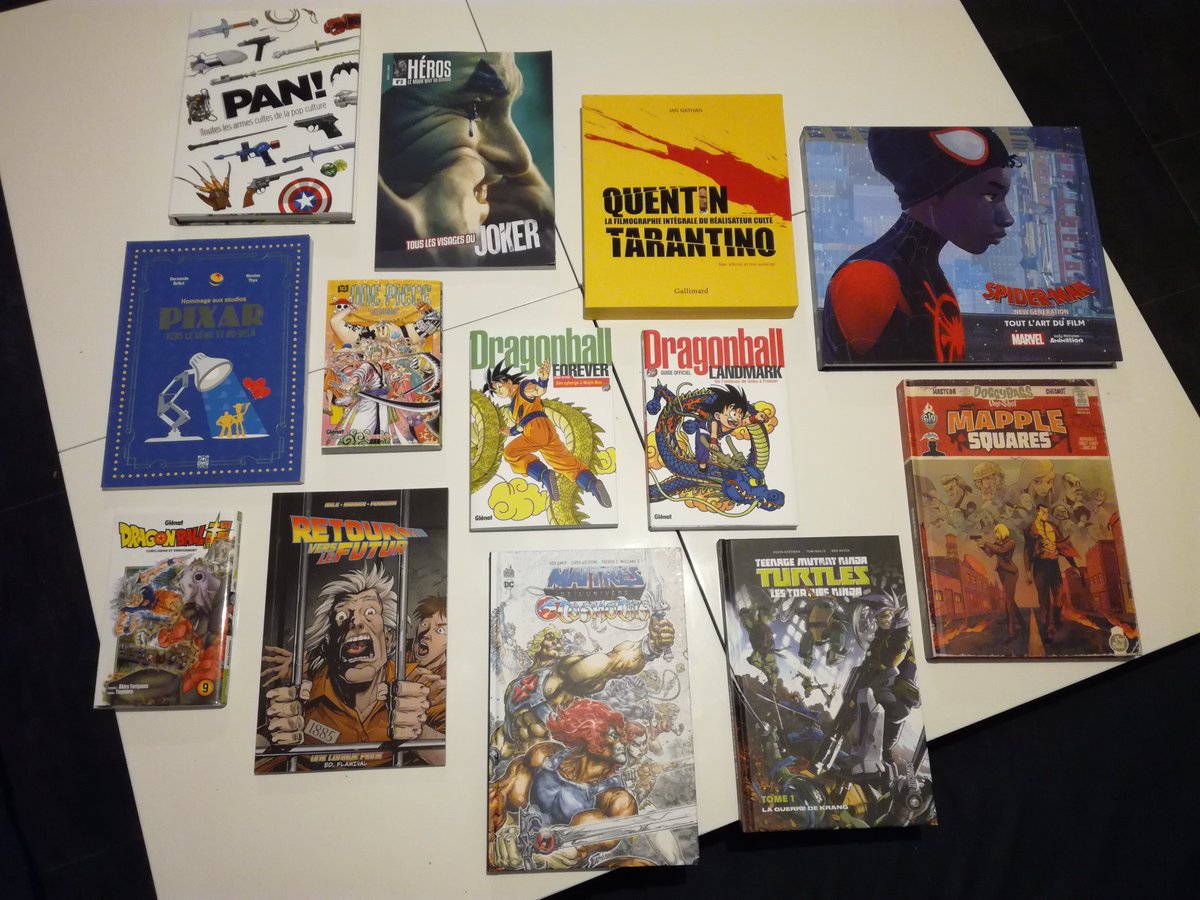 Merci papa noël j'ai été trop gâté !! 😍 Objectif : les faire durer.. <a href="/HUGINNMUNINNOFF/">Huginn&Muninn</a> <a href="/HiComicsFrance/">HiComics</a> <a href="/Ed_FlamiVal/">Ed. FlamiVal</a> <a href="/UrbanComics/">UrbanComics</a> <a href="/Glenat_Manga/">Glénat Manga</a> <a href="/YnnisEditions/">Ynnis Éditions</a> <a href="/label619/">Label619</a> <a href="/AnkamaEditions/">Ankama Editions</a> <a href="/Gallimard/">Gallimard</a>