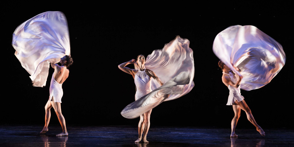 Prepare for "a creative smorgasbord." (Woman Around Town) <a href="/momix/">MOMIX</a> comes to Worcester in just one month! TheHanoverTheatre.org/momix #HanoverTheatre #Momix