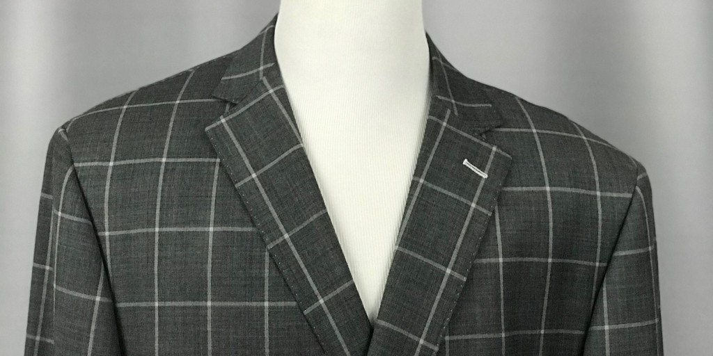 USClothier's tweet image. We love the design of this custom sports coat. It's easy to dress up or make it casual!

#TGCustom #SportsCoat