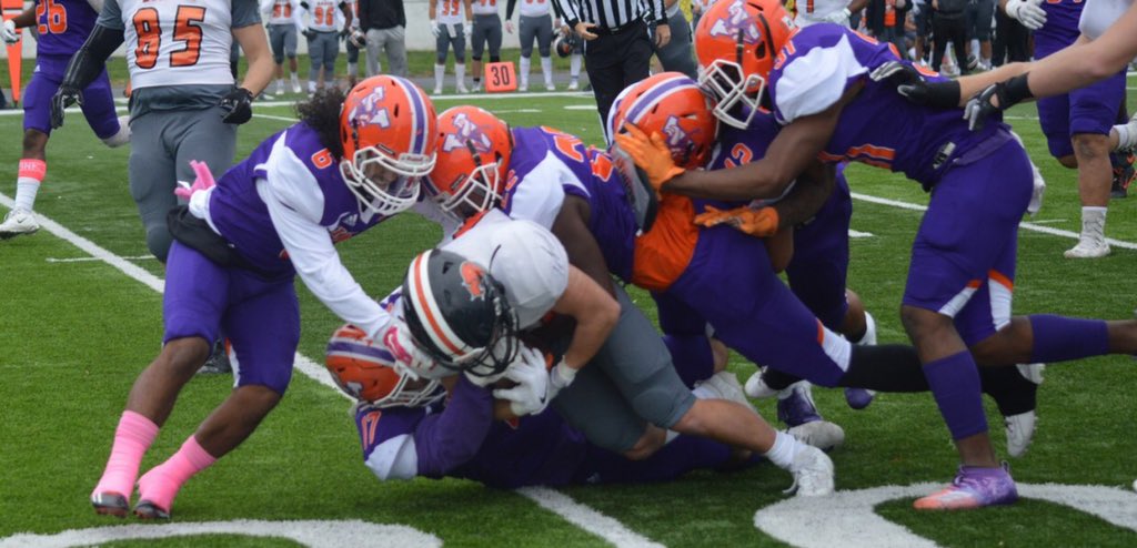 Xbreezy22's tweet photo. I am very blessed to receive my very first offer from Missouri Valley College!! Go Vikings! #AGTG https://t.co/pPvuFFj5sT