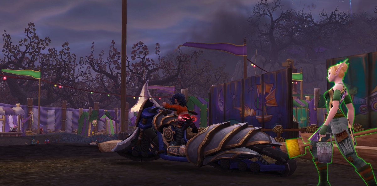 Sexytand's tweet photo. Check out my screenshot from World of #Warcraft! i like how my gnome has to stand on the seat of the chopper to be able to drive it!! #gnomeproblems https://t.co/v2BWw2UHyz