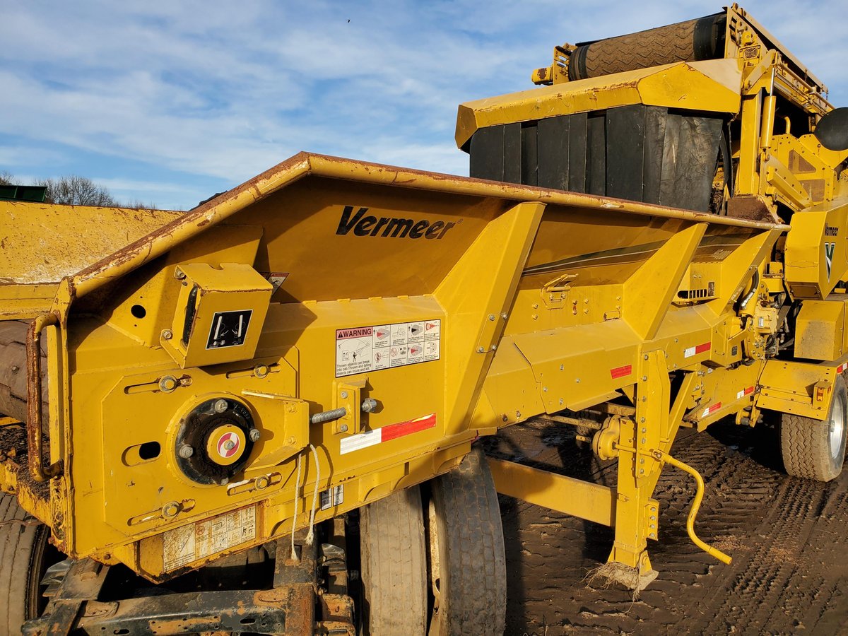 ApolloEquipment's tweet photo. ***GREAT DEAL***

2014 Vermeer HG 4000
Offered at $240,000

Great Condition
2247 Hours
Fiat Engine
Ready to Run

Call Apollo Equipment Today!
1.800.982.2844 https://t.co/R6B6YPsUMj