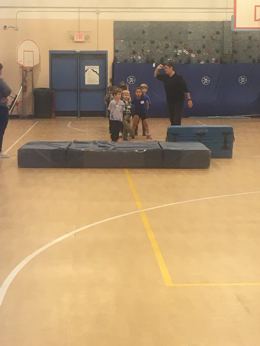 Prepping for quality observations, checking in with Ts, collaborating with Ss for all school morning meeting, chatting with Ps, and planning for #globaldayofplay and more today <a href="/VergennesUES/">Vergennes Union Elem</a>