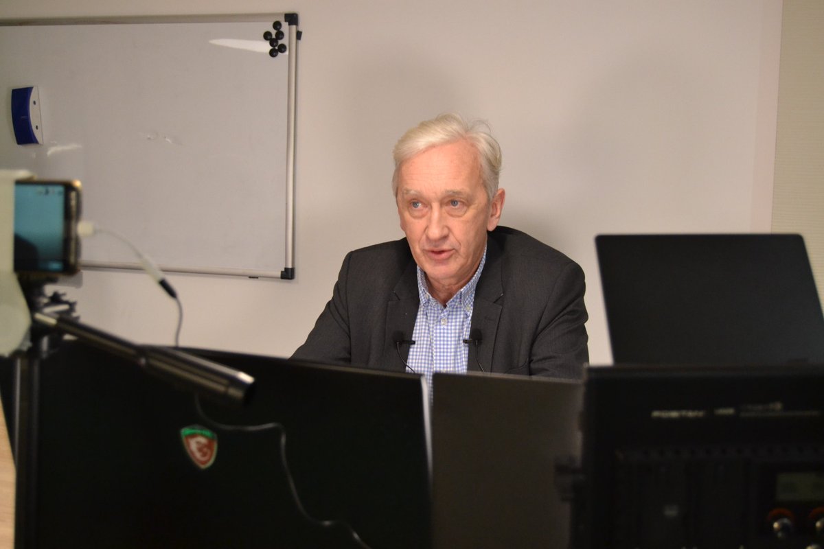 epinal2020's tweet photo. Retrouvez Benoît Jourdain qui répond en direct sur son premier Facebook Live du 8 janvier 2019
https://t.co/wHFxTXxR6w
#epinal2020 #benoitjourdain #FacebookLive https://t.co/tfCsJuLx6L