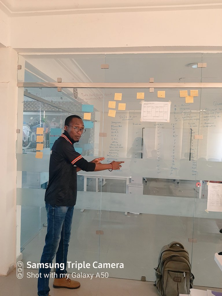 ImpactBash's tweet photo. Earlier today @nHubFoundation I presided over our very first meeting with the team as we begin to strategise on our implementation plan for 2020 to hit the ground running. It's going to be an amazing year!! #futureofwork #DigitalEconomy #rural #strengthening #FinancialInclusion https://t.co/OzRRc6VYAD