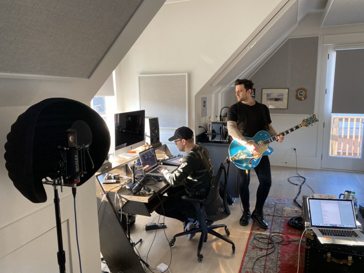 waveandrome's tweet photo. N E W M U S I C 🧡💛 https://t.co/047EL9ZLiU