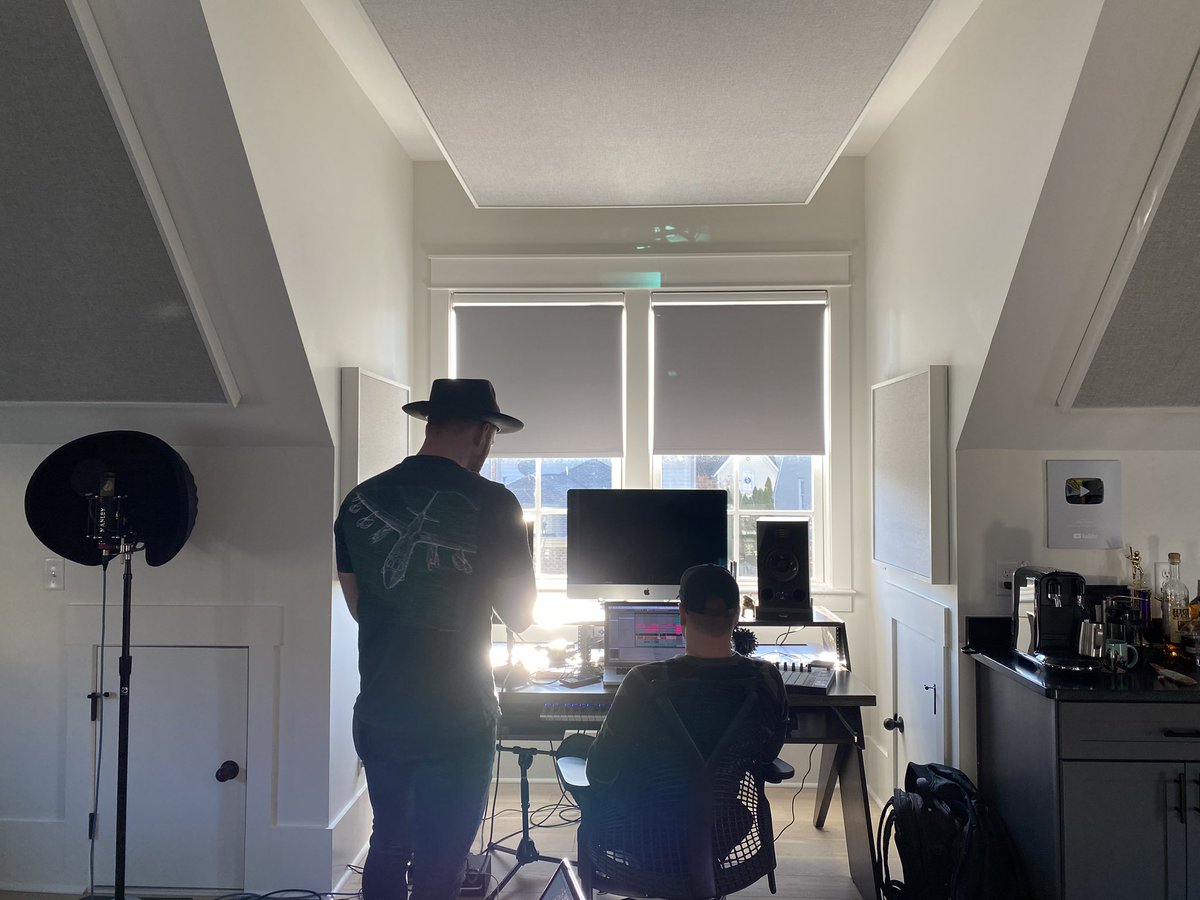 waveandrome's tweet photo. N E W M U S I C 🧡💛 https://t.co/047EL9ZLiU