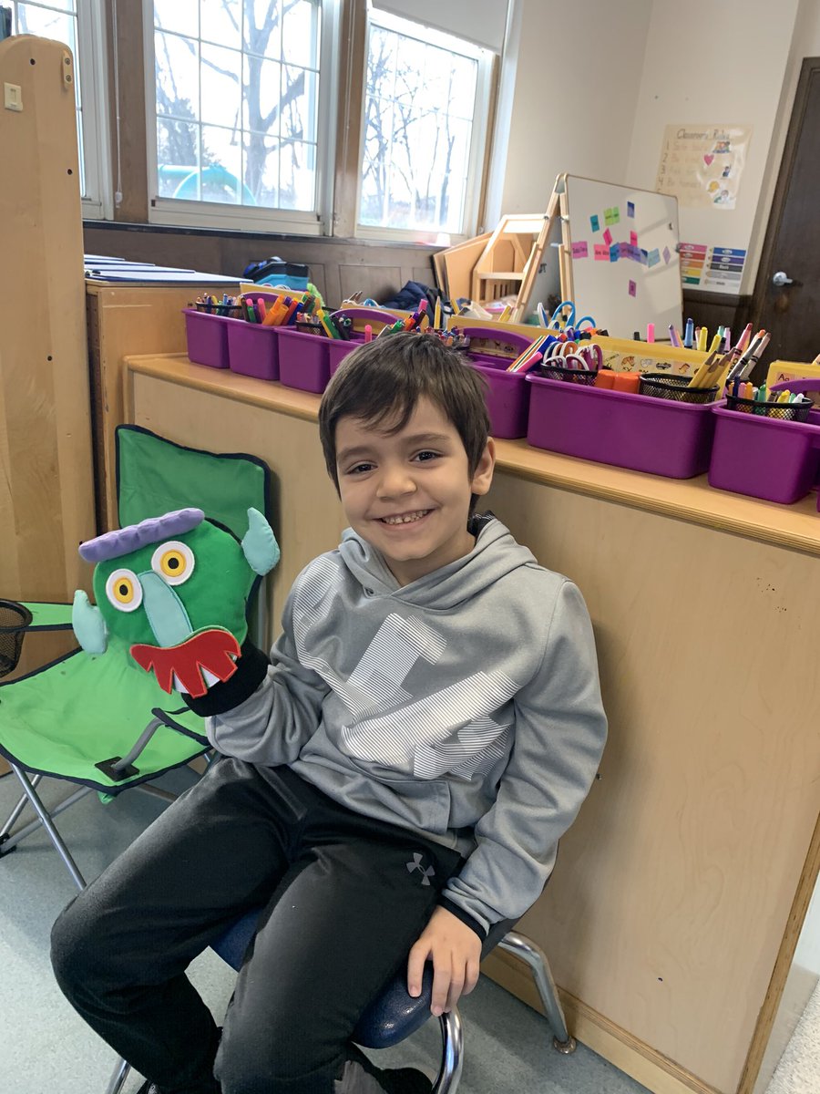 Go away, big green monster! in Spanish #bodyparts <a href="/curley_beth/">BakerKC</a> <a href="/EWL_Brookline/">K-8 World Languages</a>