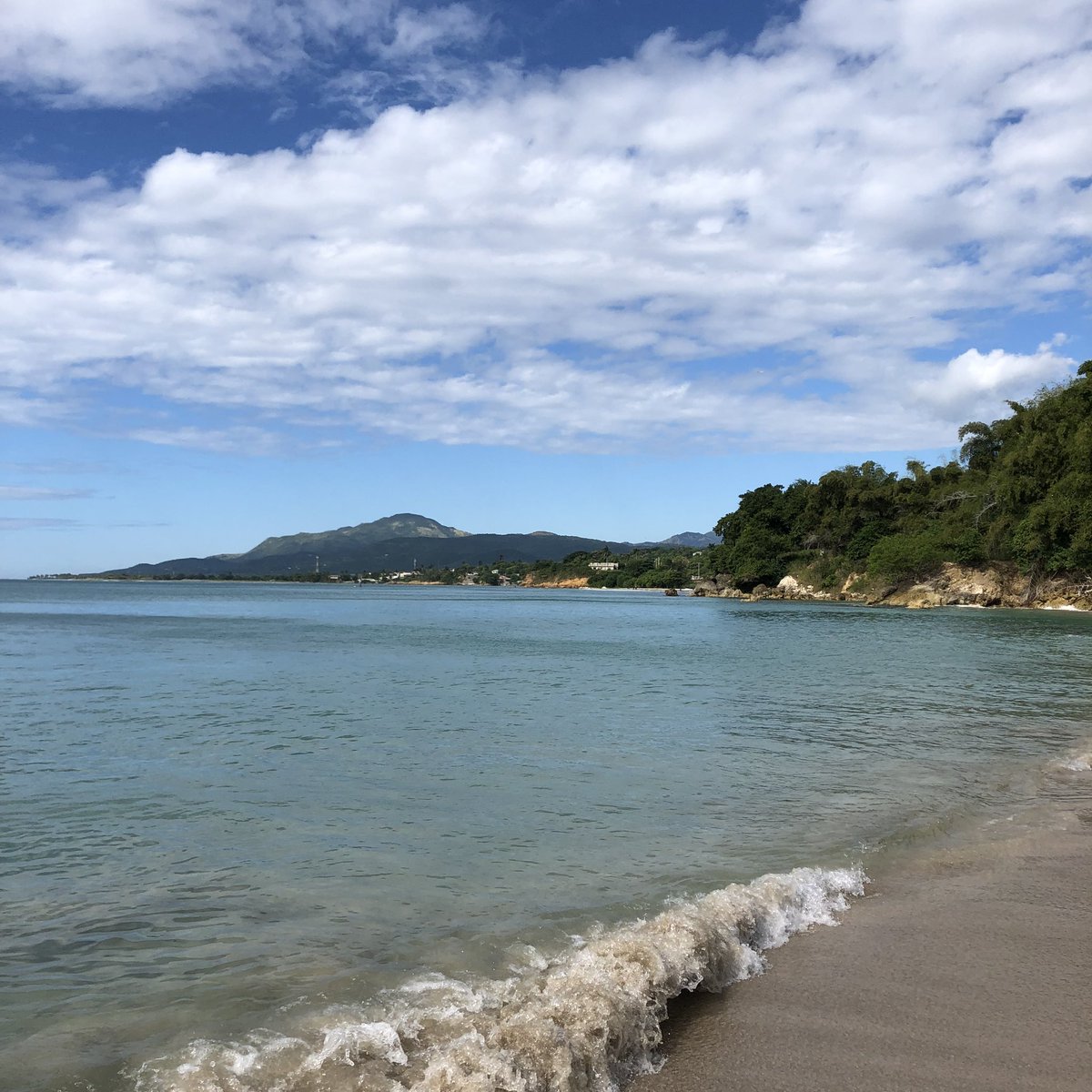 GTsodikova's tweet photo. Had a wonderful day 3 at #Mona2020 symposium! Beach and barbecue 😋 🏝 🍗 
#Thankful for such a great conference with amazing people and #science! 🇯🇲 
#Thankful365 https://t.co/k4VbCdYXpe