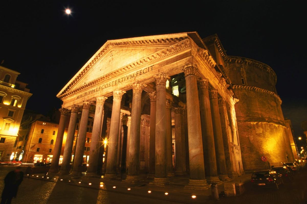 lonelyplanet's tweet image. Friday will see a wolf moon eclipse in some parts of the world - fal.cn/35W5t