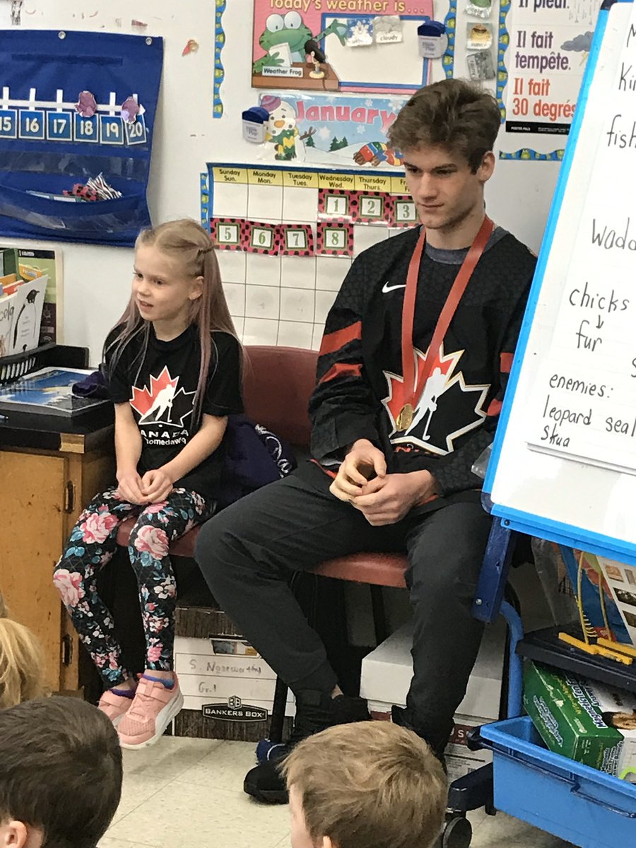 docdawson123's tweet image. So Nice! @DawsonMercer14 made a little girls day by agreeing to be her ‘Show and Tell’ item!  #TeamCanada #awesomedawson #truecharacter #roots #hometown #2020NHLDraft #WorldJuniors @HockeyCanada @TSNHockey @QMJHL @VOCMNEWS @TheNfldHerald @Town_BayRoberts  @CBCNL @TSNBobMcKenzie