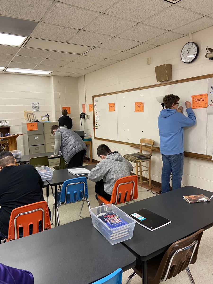DoYourPartsch's tweet photo. @EonTwit and I read an article with our classes discussing the history of New Year’s resolutions and ways to stick with them all year. They completed a wall walk to help them brainstorm their own resolution. Our students decided the resolution of #squad240 is to be kind! @WBMS5 https://t.co/jGt6ijgKnd