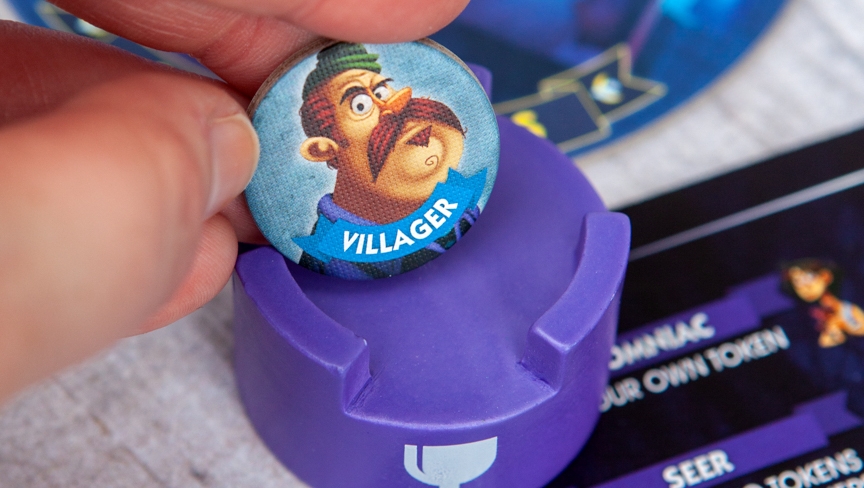 beziergames's tweet image. Once you find out you’re the Villager, what’s the first thing you tell your fellow neighbors? #ImaVillager #NotTheWerewolf #OneWeekUltimateWerewolf 
soo.nr/2EPI