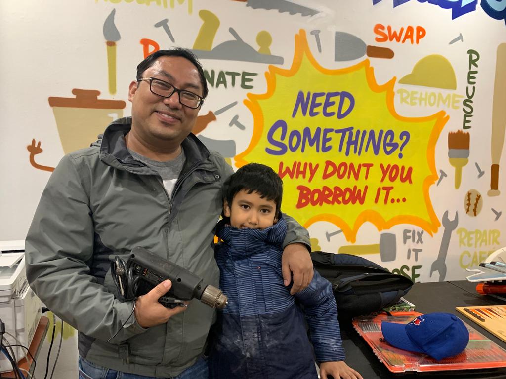 thecornersjt's tweet photo. The 240 Share & Reuse Space lending library is now open. You can borrow tools, kitchen & camping equipment, toys & board games instead of buying. We are open Monday-Friday 5-7PM. So come over and start borrowing. #shareandreuse #stjamestown #TOwaste #Toollibaray #Libraryofthings https://t.co/GX5w50xUO2