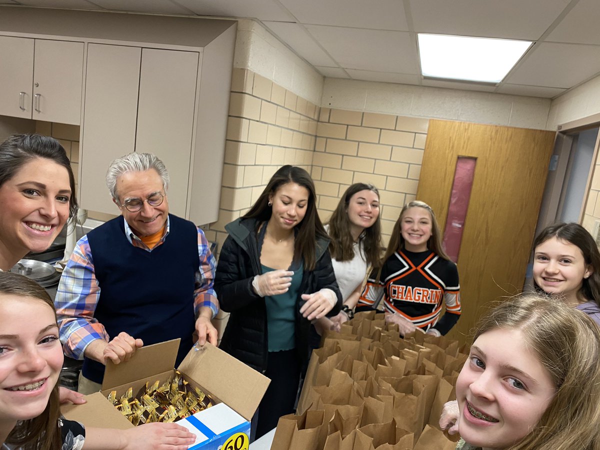 8th grade Lead 4 Change packed 100 lunches during WIN period.  Mr. Consolo delivered them to the food pantry at West Side Catholic Center to feed those in need of a meal. #ForcesinMotion being the change we want to see!
