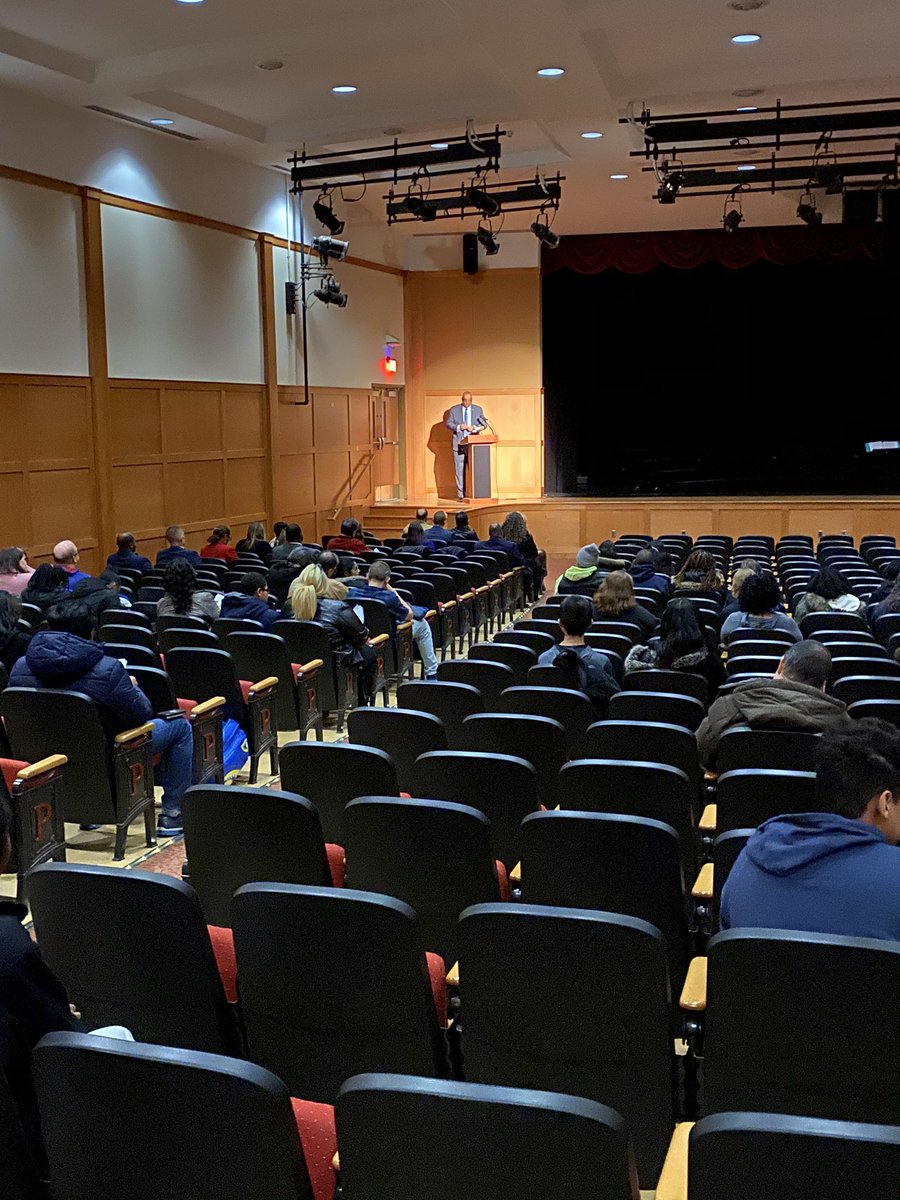 PwayArts's tweet photo. The PHS Experience! Ready to share all that PHS has to offer! #PHSExperience https://t.co/xtep7NRiMg