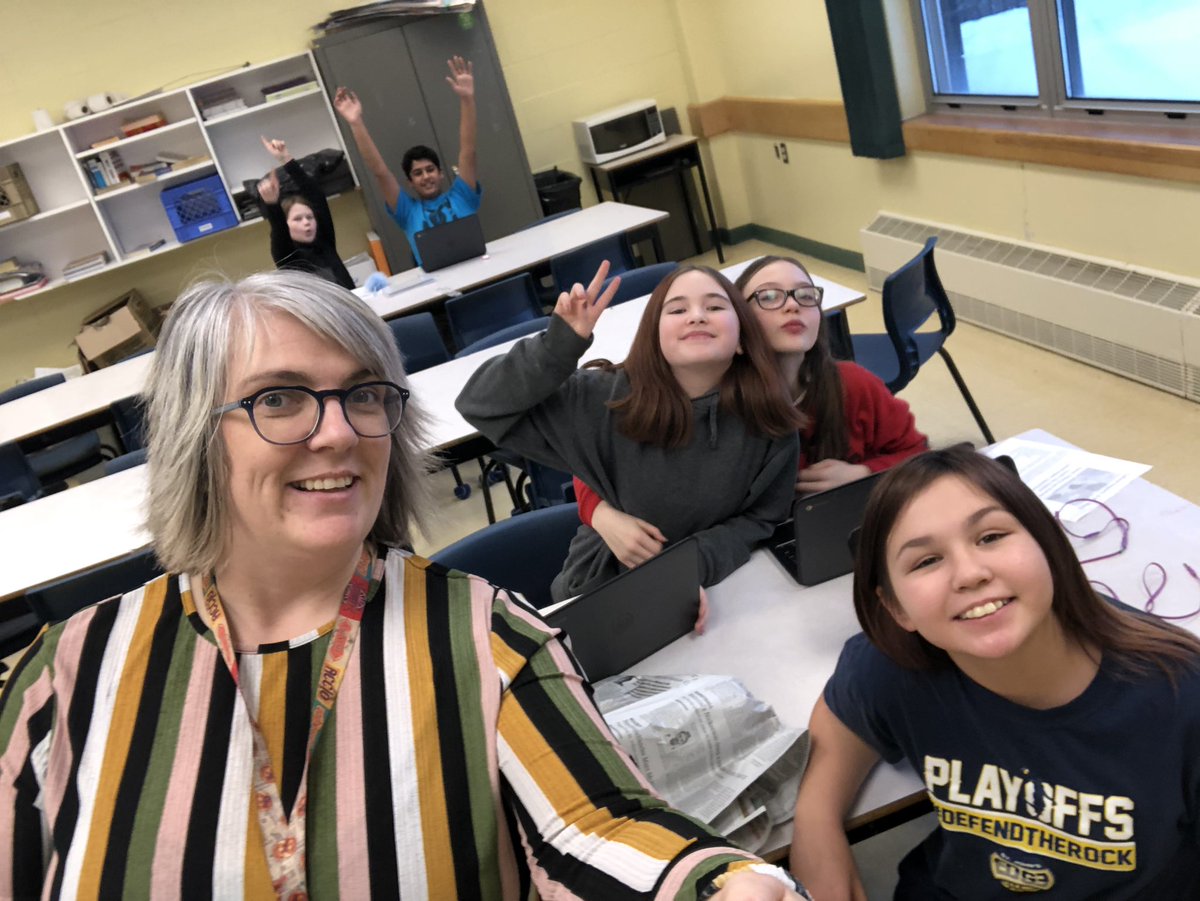 PGrade6's tweet photo. Look out now, Mrs. P has a new selfie stick. With a remote!! #SelfieQueen #CameraHappy https://t.co/pHk1VyTLKb