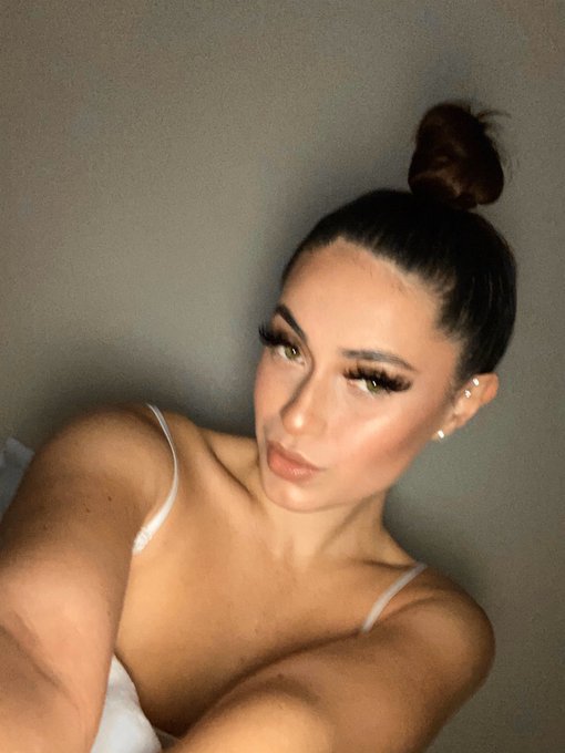 A bitch might be sad but a bitch still bad https://t.co/0zQ2moRU8Q