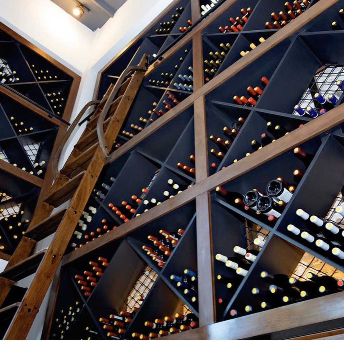 We know dinner is made even better with the perfect wine paring. Next time you’re here ask one of our #wineconnoisseur ’s for a recommendation #cheers🍷