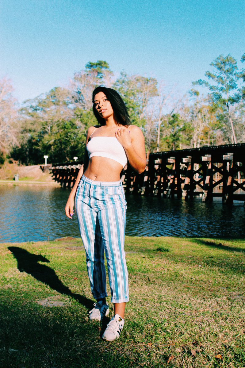 RankinsBrittney's tweet photo. just a few pics to bless your feed https://t.co/cBvFwZob0W