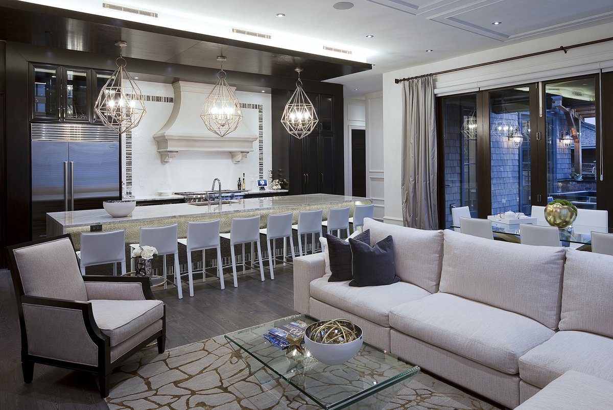 SublimeInterior's tweet image. A hood fan is the perfect focal point, let us know if you agree!

-So Sublime