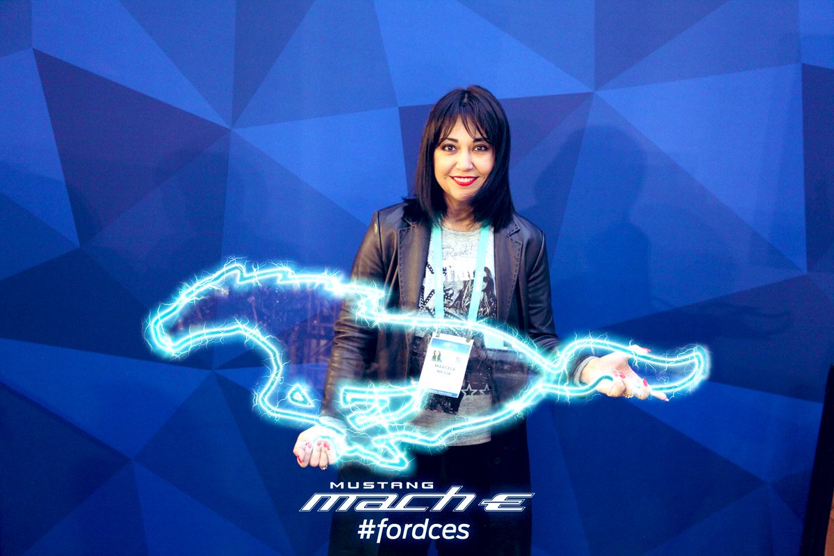 MarcelaMexia's tweet photo. Awwwww #MustangMachE #fordces es el lanzamiento del Mustang Electrico en #CES2020 πͺπΌ https://t.co/ug2mWhimC1