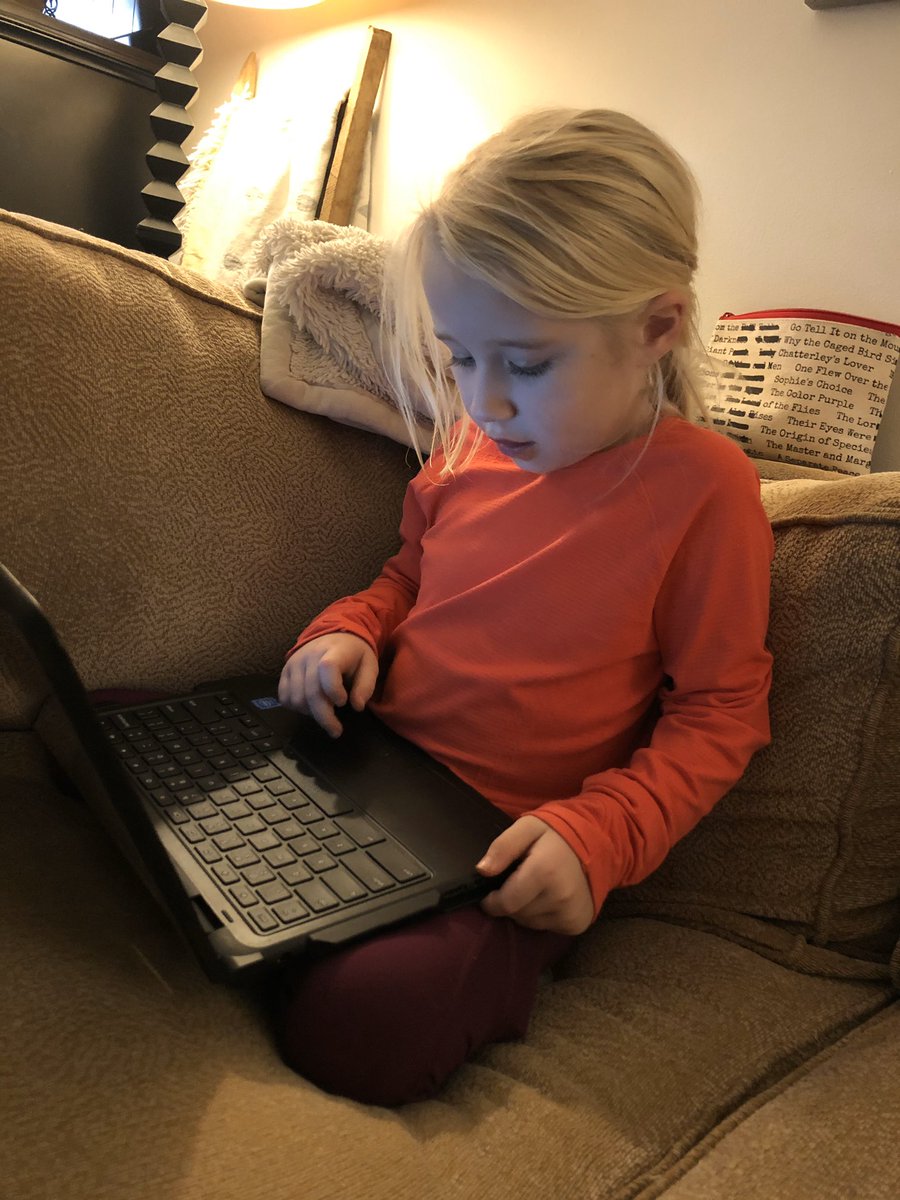 pmitche1023's tweet image. Look at this sweet K5 student from Concord working on her eLearning lesson! @a5disteam @AndersonFive #vision5 @KHearne
