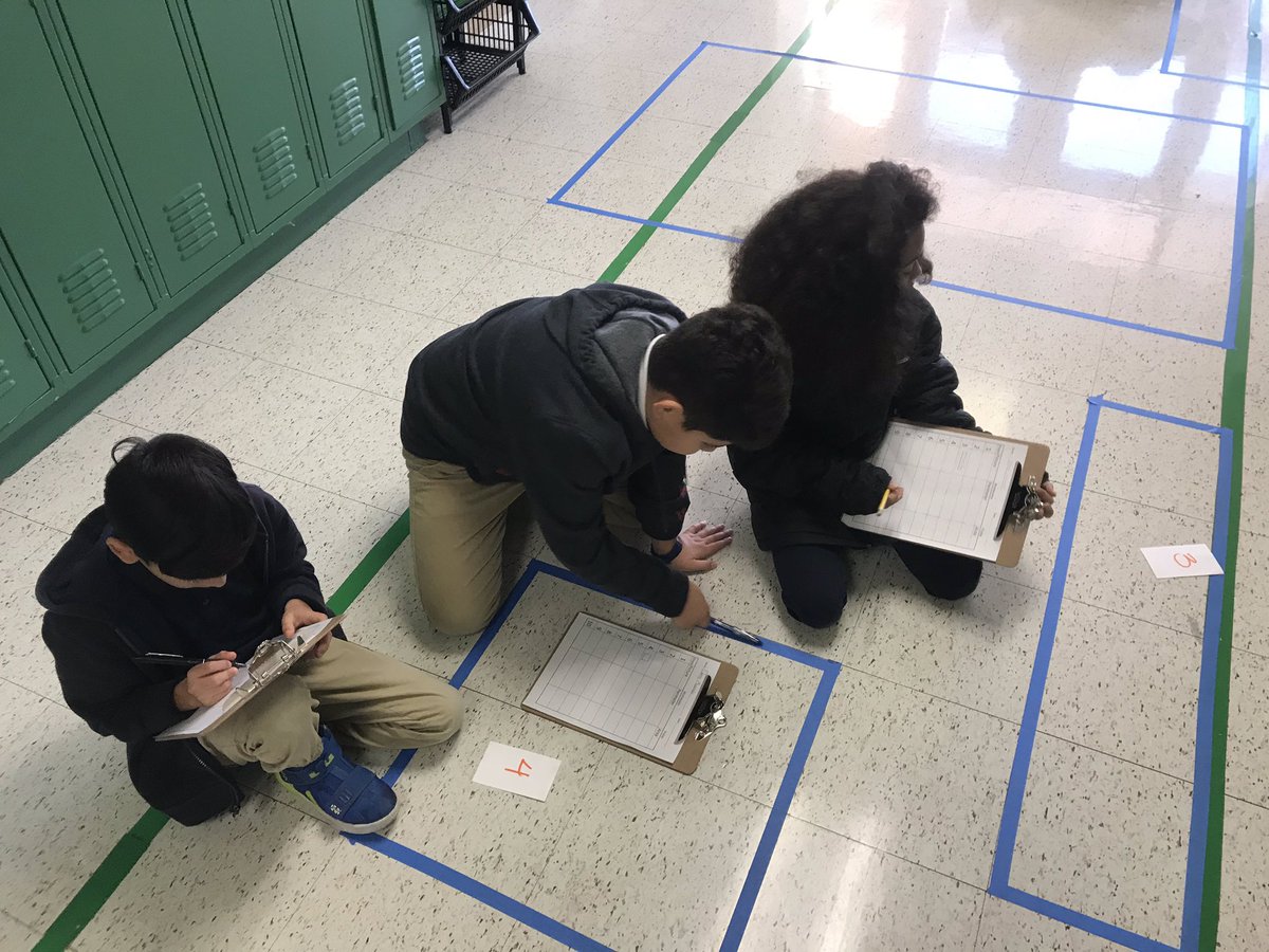 KramerDISD's tweet photo. Fourth grade mathematicians worked diligently today, finding the perimeter of squares, rectangles, and regular polygons in the hallway. Check out the serious looks on our faces! #wemeanbusiness #mathbusiness https://t.co/Fut7sVSpt1