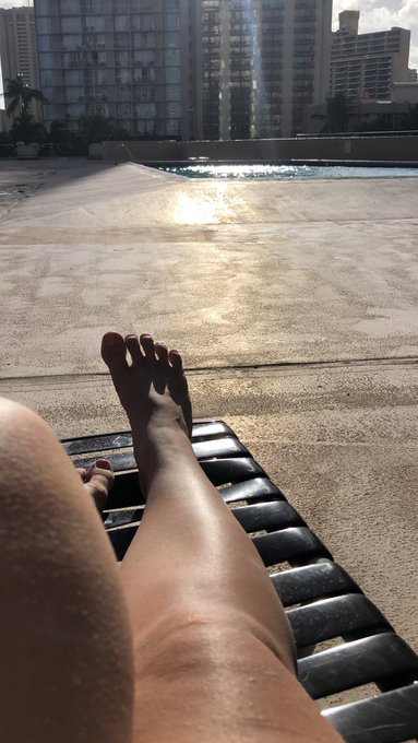 Pool Day, Tan time before I jump in! #Gymshark66 @Gymshark https://t.co/M9WJ04ofA5<a href="/tag/gymshark66"class="tags">#Gymshark66</a>