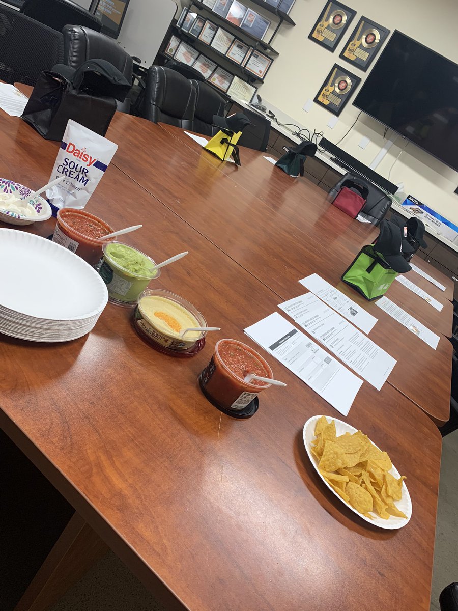 Laurel Happe (@laurelhappe) on Twitter photo InFocus team 2020 Unite!! Had a great first meeting! Club 365, here we come! @brian4006 <a href="/kyle_mckinnon12/">๐
บ๐๐
ป๐
ด ๐
ผ๐
ฒ๐
บ๐
ธ๐
ฝ๐
ฝ๐
พ๐
ฝ</a> <a href="/Bselch/">Brianna Selch</a> <a href="/mikeHufford2/">mike Hufford</a> InFocus team 2020 Unite!! Had a great first meeting! Club 365, here we come! @brian4006 <a href="/kyle_mckinnon12/">๐
บ๐๐
ป๐
ด ๐
ผ๐
ฒ๐
บ๐
ธ๐
ฝ๐
ฝ๐
พ๐
ฝ</a> <a href="/Bselch/">Brianna Selch</a> <a href="/mikeHufford2/">mike Hufford</a>