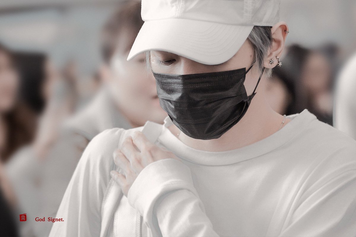 GodSignet_TY's tweet photo. [HQ] 191110 
 
#태용 #TAEYONG https://t.co/KLUYfzLK9Z