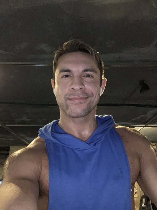 Goodnight twittersphere https://t.co/sgP2TRIhVJ<a href="/tag/tattoo"class="tags"><span>#tattoo</span></a><a href="/tag/jjmalibu"class="tags"><span>#jjmalibu</span></a><a href="/tag/unicornstatus"class="tags"><span>#unicornstatus</span></a>