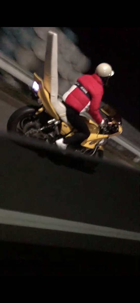 cbr400f_0N's tweet photo. 誰か買って。
すぐ買える人格安で売るし。
直接取引分割なし
三段は2枚目に変わってる
ガニマタブレット

クラッチ盤すべってるんと
リアブレーキ効くけど効き悪い

お願いしまぁぁす
愛着ヤバいし売りたくないのに😭

#XJR売ります
#ゼファー売ります
#CBX売ります
#CBR売ります
#バイク売ります https://t.co/CvbzUWbScQ