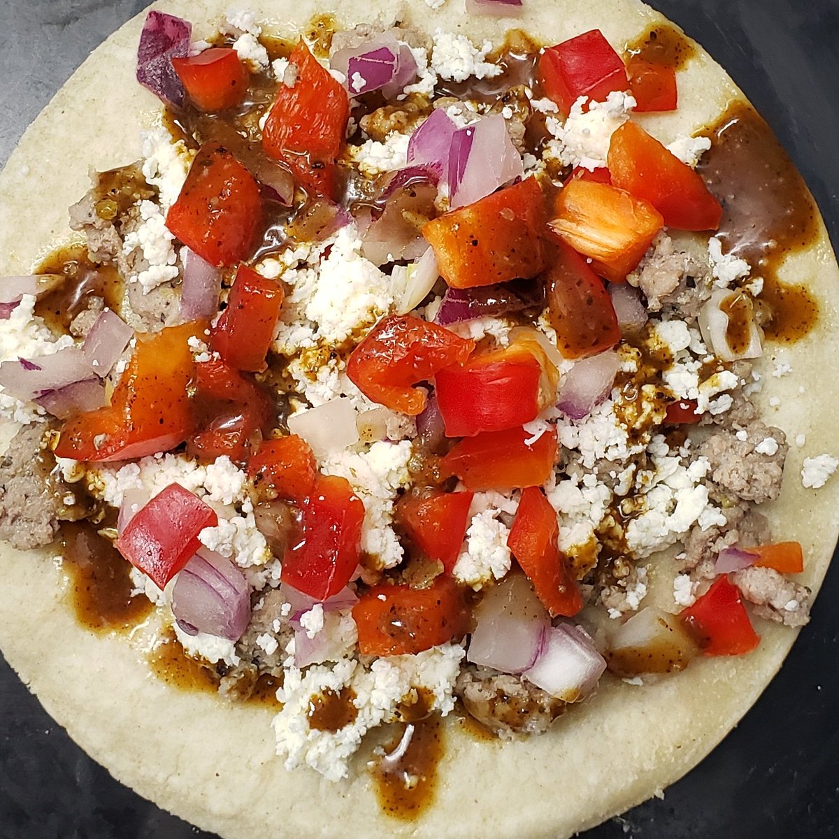 TacofiedTruck's tweet photo. Little late start at Kennedy Plaza but we have a nice special #taco! The Sangwich is #sausageandpeppers.
Local sausage from our new friends, Coverbud Ranch
#HG80 #fastfowardfood #localfood #401eats #401foodies #eatlocalri @KennedyPlazaPVD https://t.co/MuH07YsFNw
