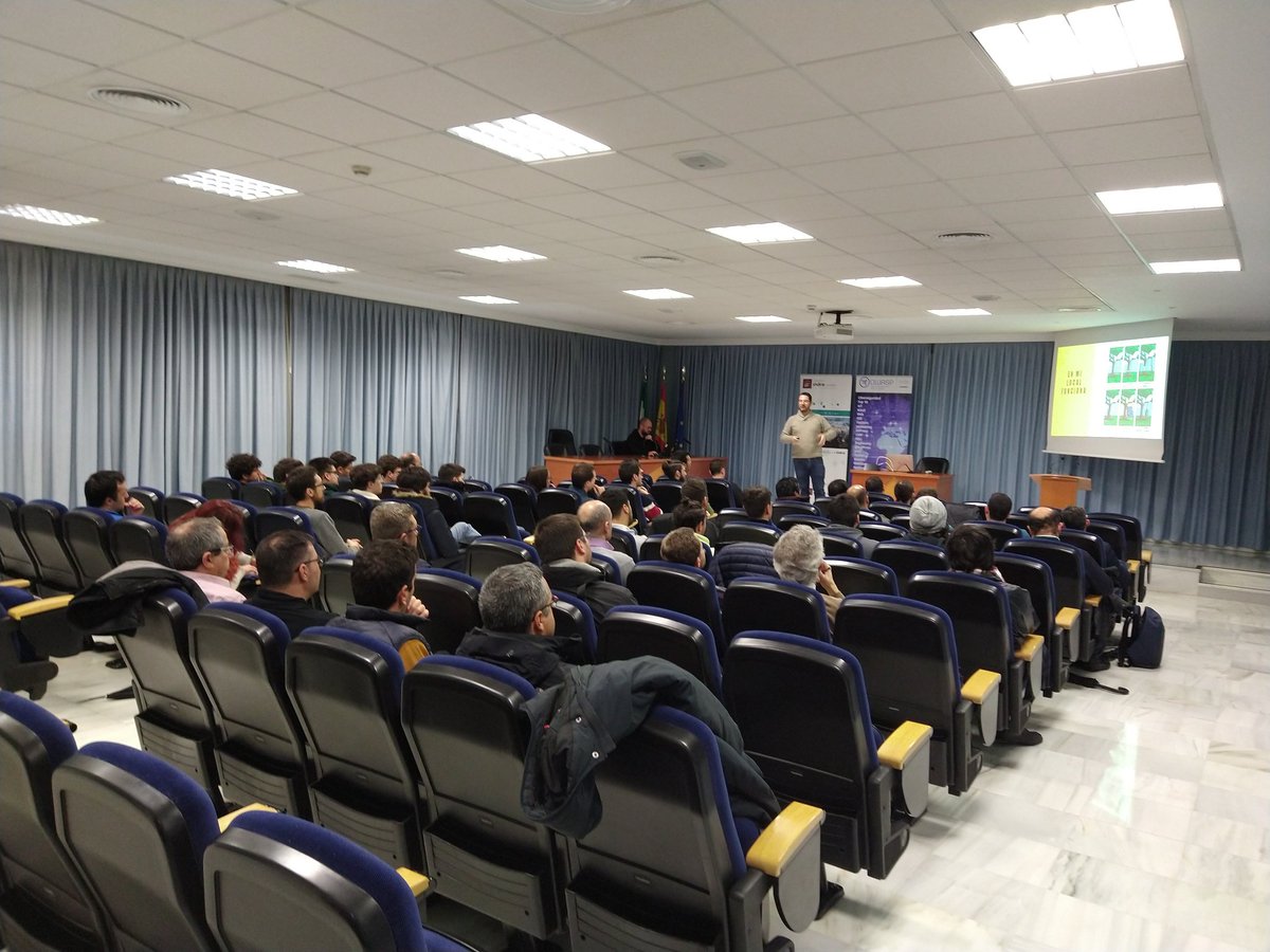 Comienza <a href="/juanjodomenech/">Juan José Domenech</a> hablando del Ciclo de Desarrollo Seguro del Software #owasp #security #top10 #hacking