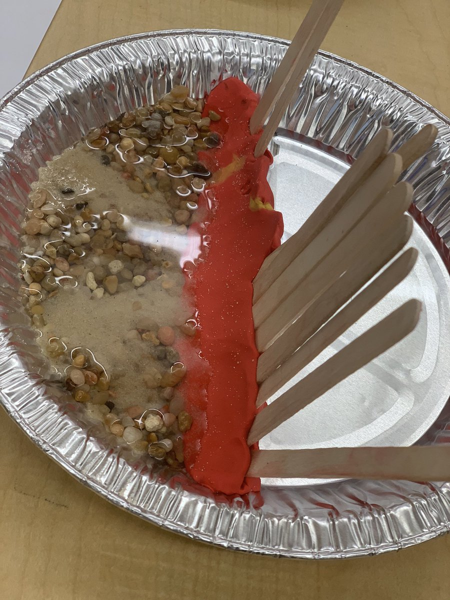 MsFlournoyAPS's tweet photo. 2nd graders are studying changes in the environment caused by weather, plants, animals, and humans! After researching beavers, our junior engineers design their own dams! @APSHAES @vseville44 @PrinDSTaylor https://t.co/WHfp0MiA5s