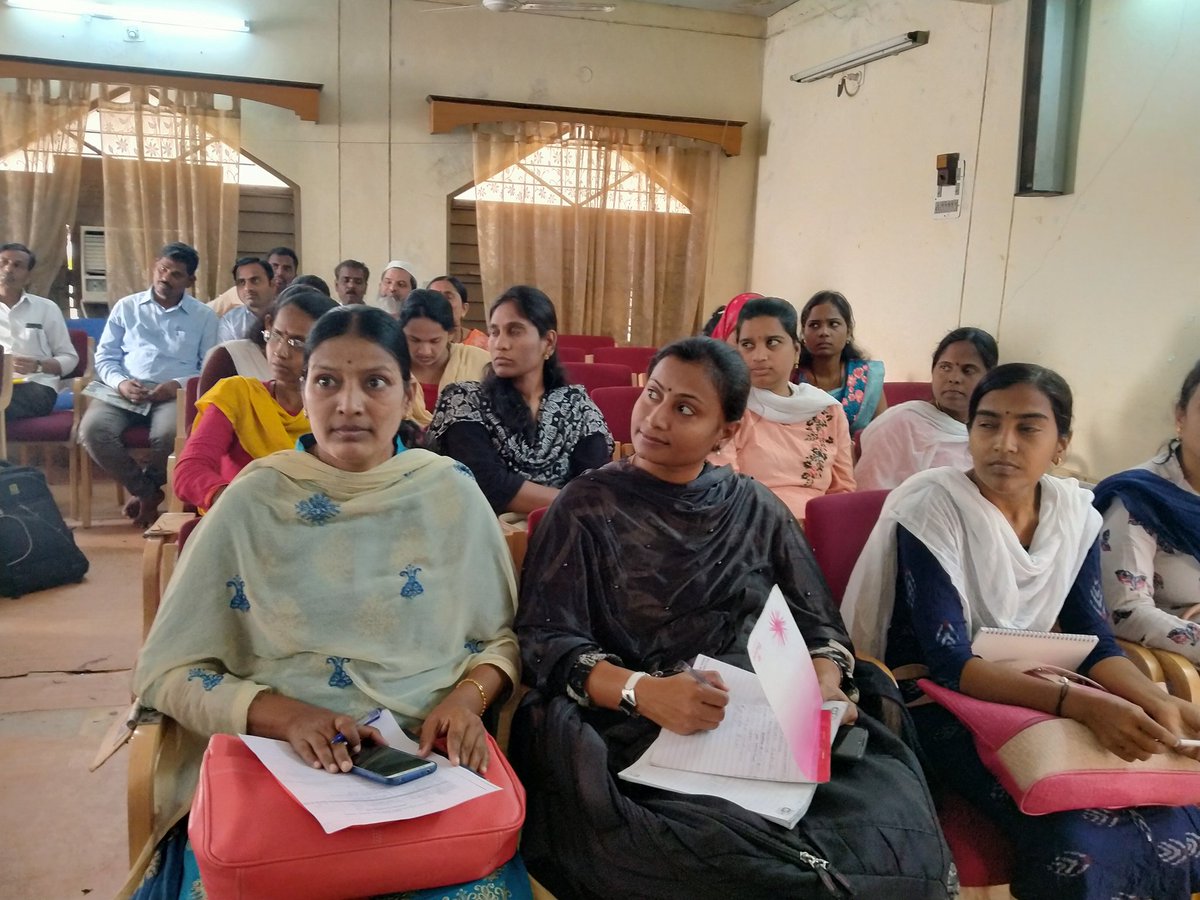 AtiMysuru's tweet image. Unicode Training conducted at District Training Institute Kalaburagi. Date:23.01.2020

#DG# #ATI# #ATIMysuru# #KapilMohanIAS# #DTI# #KALABURAGI# #IAStraining# #IPStraining# #IAStrainingacadamy#
#kalaburagi# #Unicode#