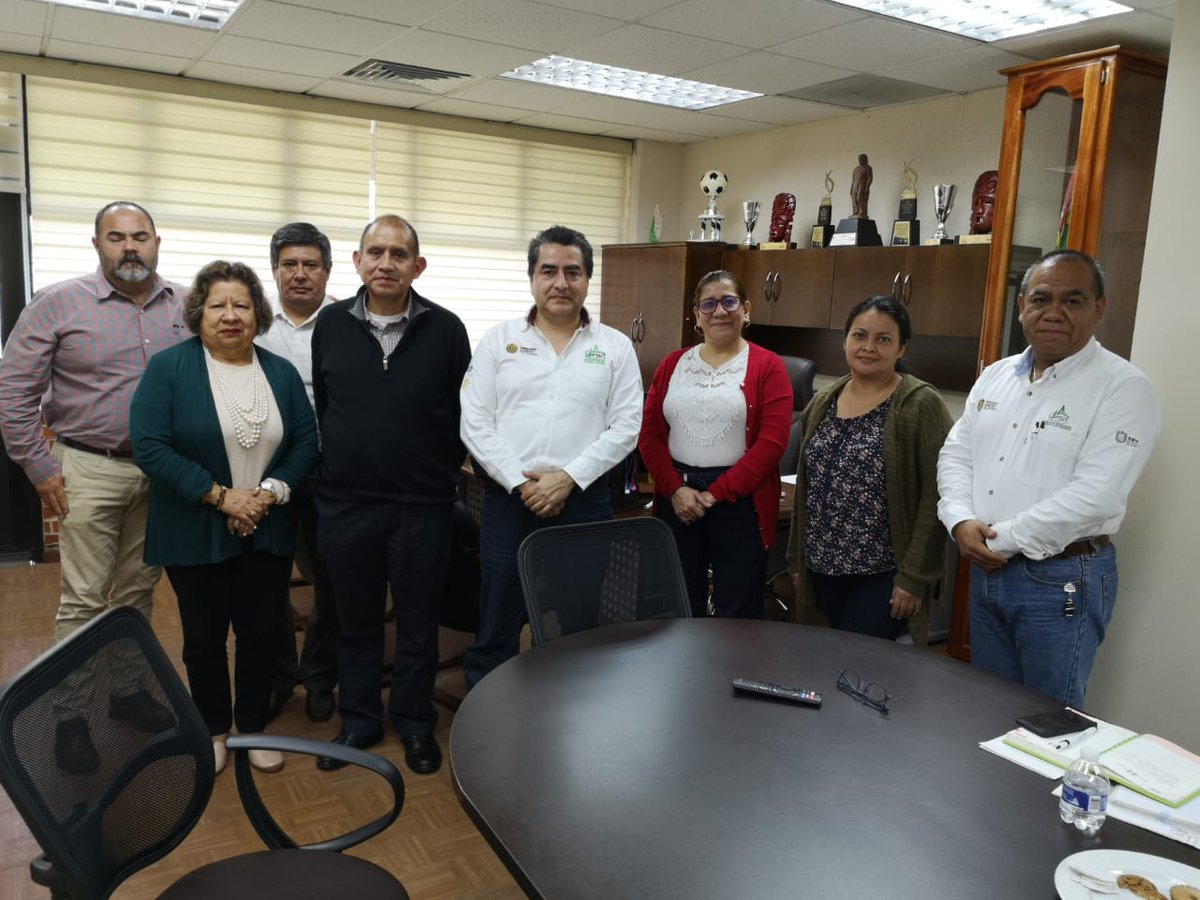 DrAltamiranoR's tweet photo. #Industria40 es un paradigma de transformación de los medios tradicionales de producción.

Cada vez hay más interesados en adoptar conocimiento, plataformas y tecnologías asociadas.

Ayer tuve el gusto de estar en la @UTSV1 y platicar sobre proyectos de educación 4.0. https://t.co/Mq6qqz6utL