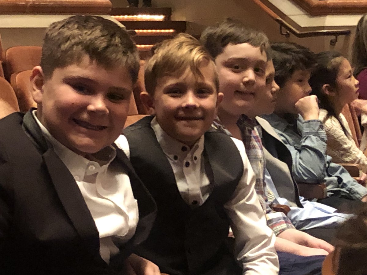 vaughn_01's tweet photo. We can’t wait to hear the @DallasSymphony perform!  #Gr8Gators https://t.co/Nm4PEnlzko