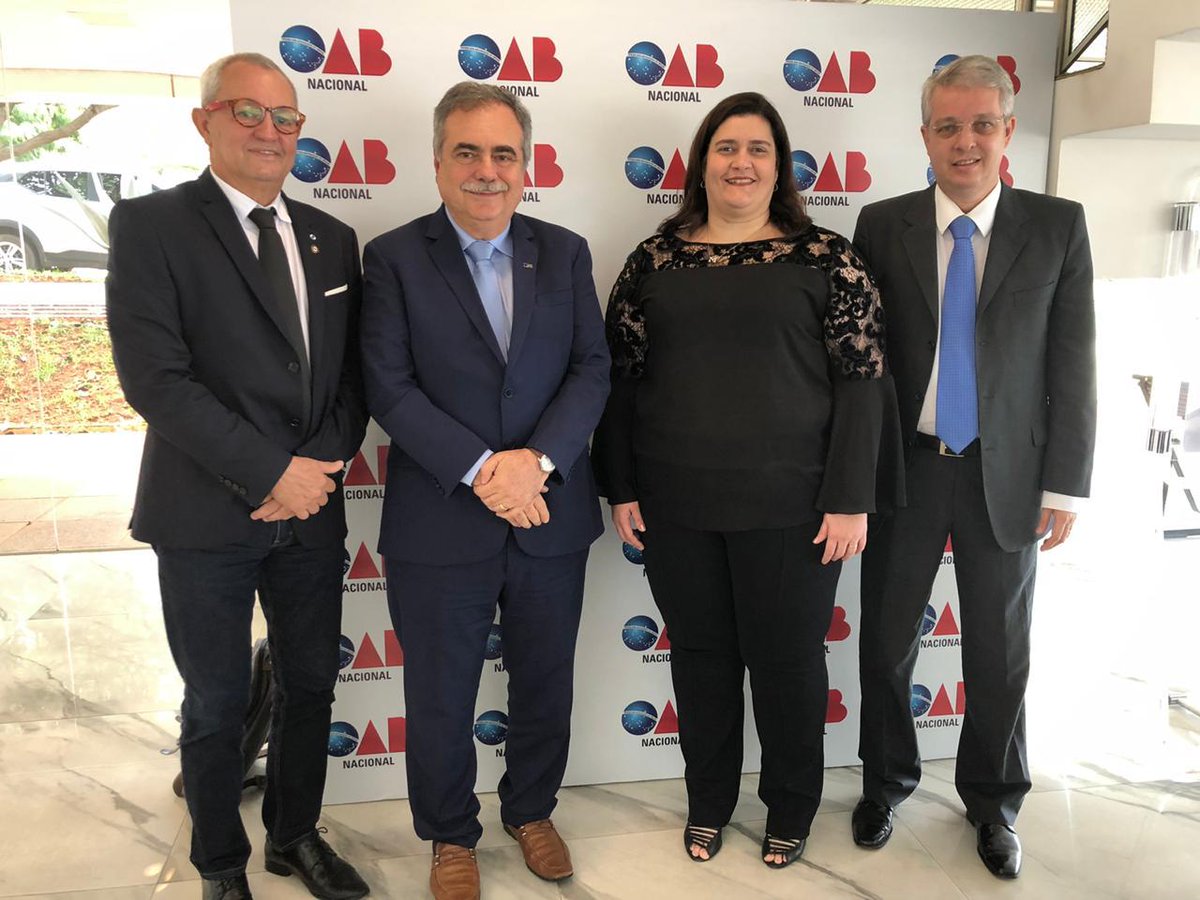 FaculdadeCDL's tweet photo. Nesta semana, estiveram na Ordem dos Advogados do Brasil – Conselho Federal para apresentar o curso de #Direito nosso Diretor Geral, Assis Cavalcante, o Superintendente, Lourenço Damata, a Coordenadora de Graduação, Marília Marinho, e o Coordenador do curso, Rodrigo Cavalcante. https://t.co/XYbwywQIug
