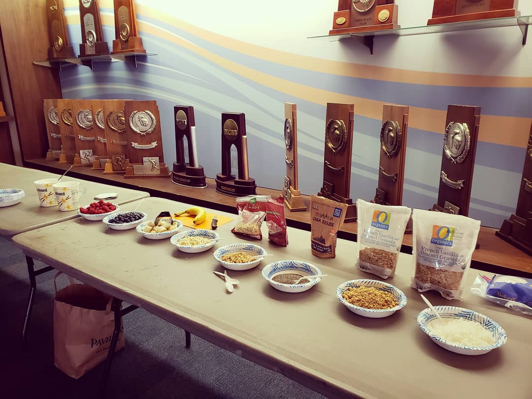 WavesFuel's tweet photo. Wavesfuel Wednesday with @WavesGolf breakfast parfaits, building performance plates and best practices for nutrition, hydration and sleep for optimal health and golf performance.🏌️‍♀️⛳🌊 #wavesfuel #studentathletewellness #performancenutrition https://t.co/onSQQTzTFn