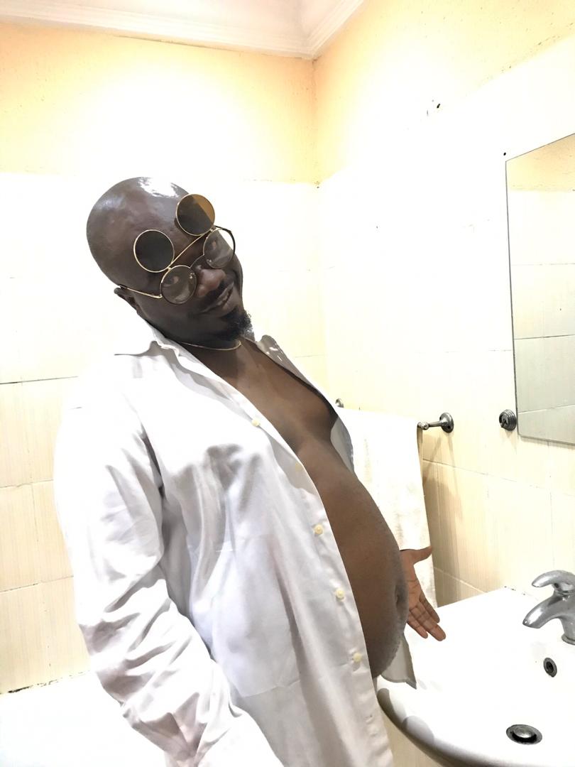 iamTonyeOlolo's tweet image. OVER FEEDING ACCOSIATION...(OFA) #ololoonthekrakoflow #CoupleSkits #EKonsynme #Funny #laugh #PapaOlolo #MamaOlolo