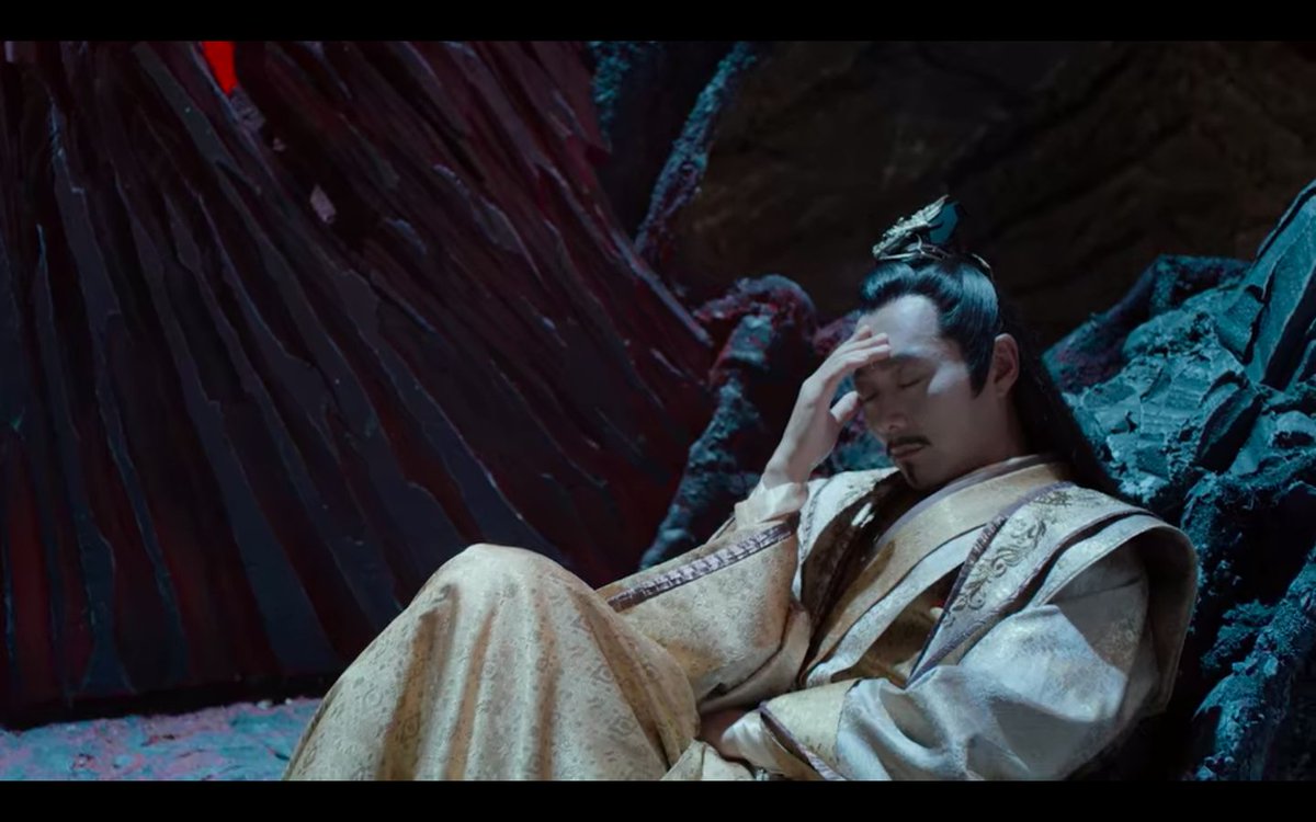 shout-out to the Jin clan stylist, I love these fabrics and these patterns and these colors so much, brb converting my whole closet to decadent robes  #mdzs