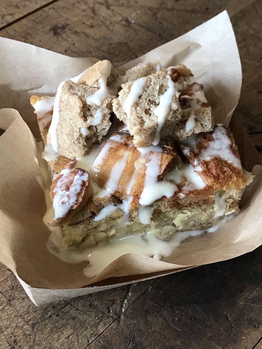 stonejug_bbq's tweet photo. Snicker Doodle Bread Pudding with a Vanilla Glaze!! Come try the flavor of the week!! https://t.co/kpfX8ju7lX
