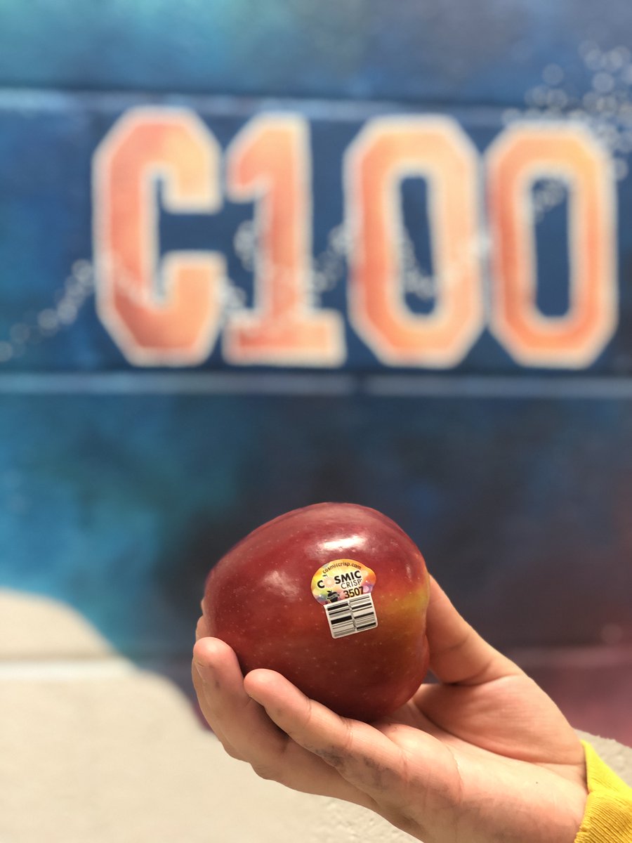 C100Elevate's tweet photo. @thecosmiccrisp @TheSporkful We are officially sponsored by Cosmic Crisp. The apples are really, really good! @CHSCoachB @CHSKnightsAth https://t.co/FfjmXtZlER