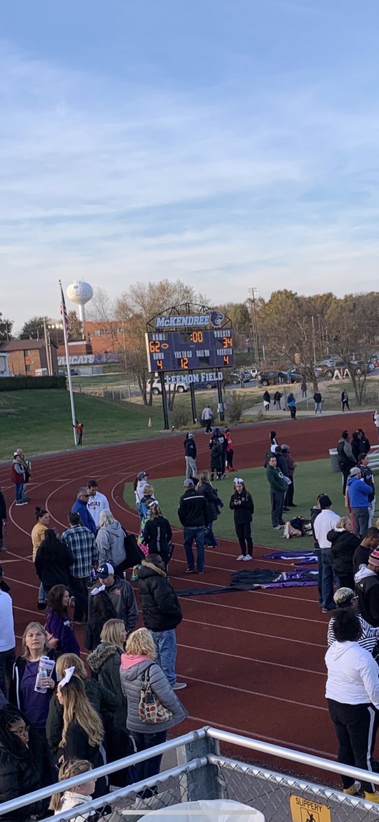 Excited to have received an offer from Mckendree! Let's go Bearcats!
<a href="/CoachRejfek/">Jason Rejfek</a> <a href="/DeepDishFB/">DEEP DISH FOOTBALL</a> <a href="/EDGYTIM/">Timothy “EDGYTIM” OHalloran</a> <a href="/CoachBigPete/">Peter "Coach Big Pete" Leinweber</a>