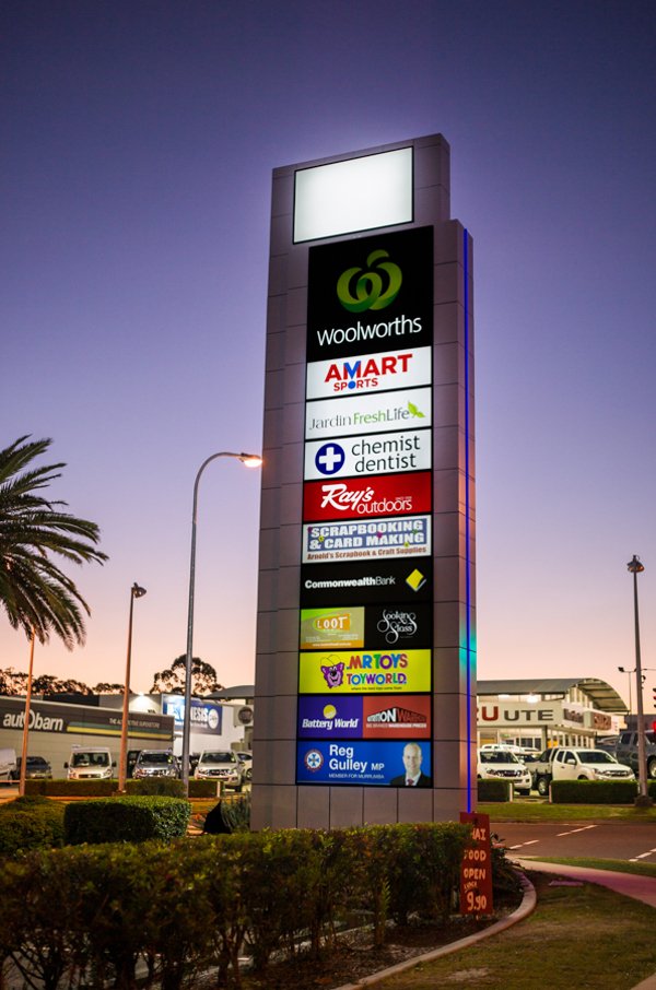 ASigns's tweet image. Pylon signage to give 24/7 impressions for your business . One of the biggest income generator #believeinsigns #Signage #advertisement #income #storefronts #construction #houston #SmallBusiness