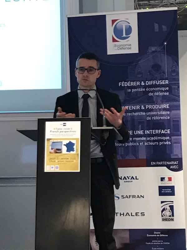 Josselin Droff (@Chaire_Ecodef) étudie le rôle de l'espace dans l'organisation du MCO en France : faut-il regrouper ou disperser le soutien ?
#frenchperspectives