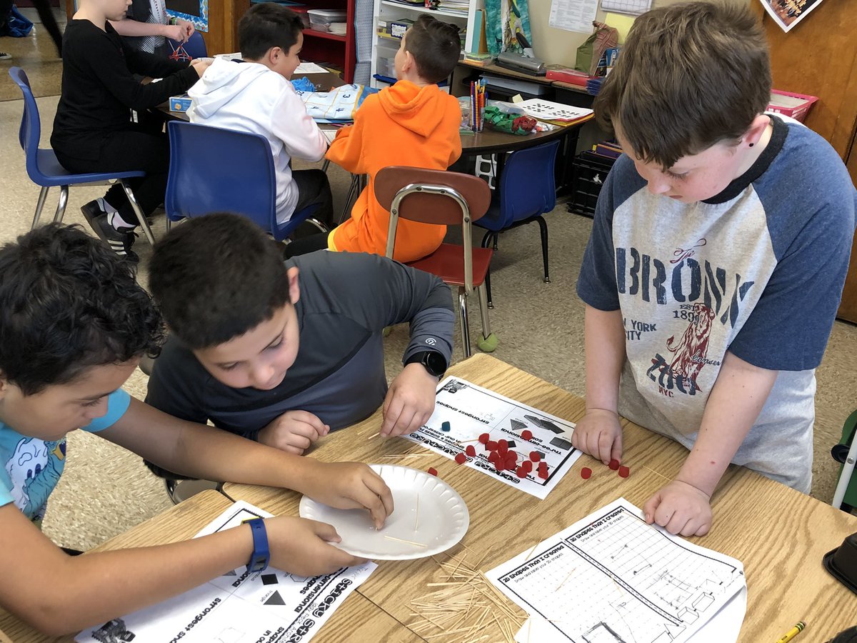 MrsTopolewski's tweet photo. Ss in @OceanAveSchool STEM club build structures from gummies and toothpicks based on blue print drawings @MTPSpride #MTPSPride #OASPride https://t.co/4dwdvg7oq6