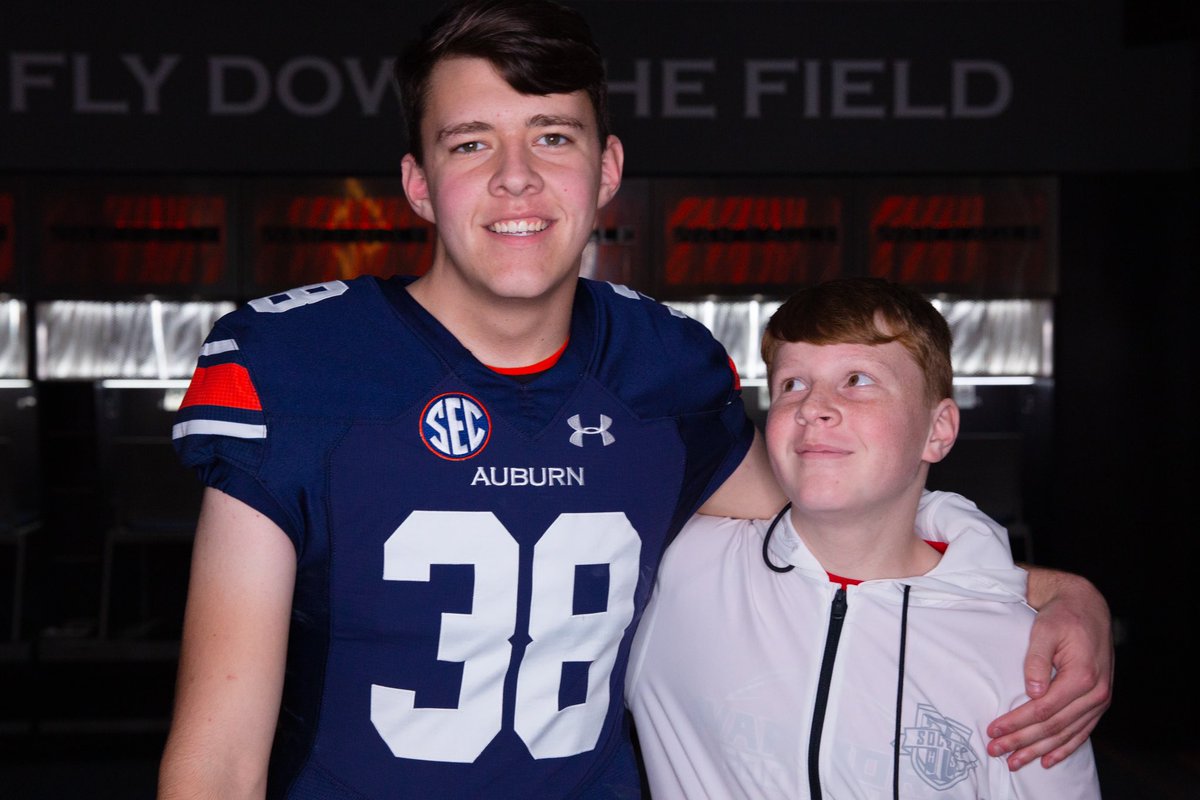 WAR EAGLE Committed!!!🟠🔵 🐅 #outkickemall <a href="/CoachGusMalzahn/">Coach Gus Malzahn</a> <a href="/CoachLPorter/">Larry Porter</a> <a href="/CoachJRut/">Jonathan Rutledge</a> <a href="/AuburnFootball/">Auburn Football</a> <a href="/_Mike_McCabe/">Coach Mike McCabe</a> <a href="/OneOnOneKicking/">OneOnOne Kicking Camps🏈</a> <a href="/coachmarkf/">Mark Freeman</a> <a href="/WARRIORNATION20/">Thompson Football</a> <a href="/PlayBookAthlete/">PLAYBOOK ATHLETE</a> <a href="/AL7AFootball/">Alabama7AFootball</a>